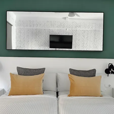 Room27- City Center-2